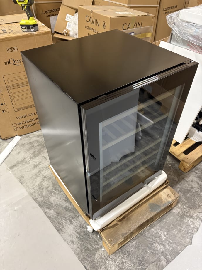 outlet-inbyggbar-vinkyl-winecave-800-60d-fullglass-black