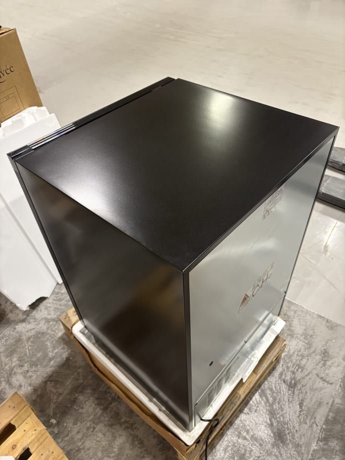 outlet-vinkoleskab-til-indbygning-winecave-800-60d-fullglass-black