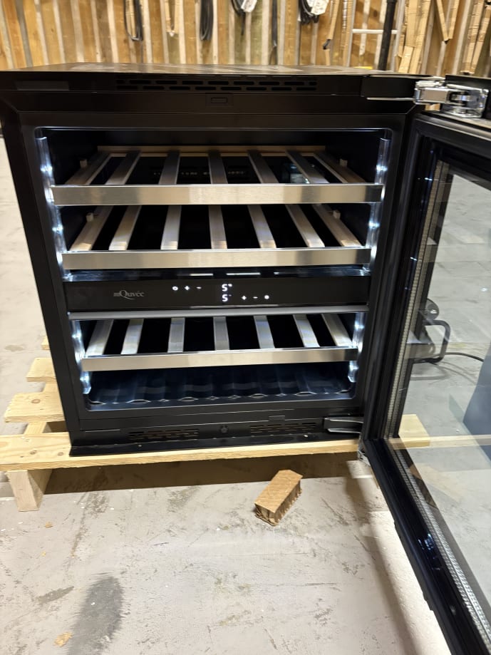 outlet-integrerbar-vinkyl-winekeeper-exclusive-25d-push-pull