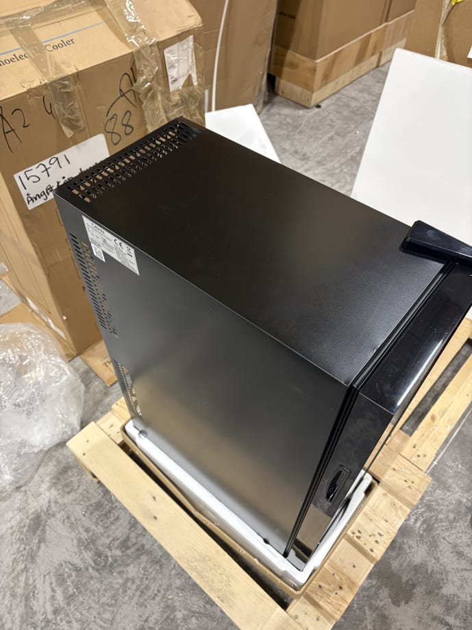 outlet-fristaende-termoelektrisk-vinkyl-northern-collection-14-black