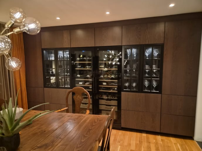 outlet-vinlagringsskap-velvet-125-glass