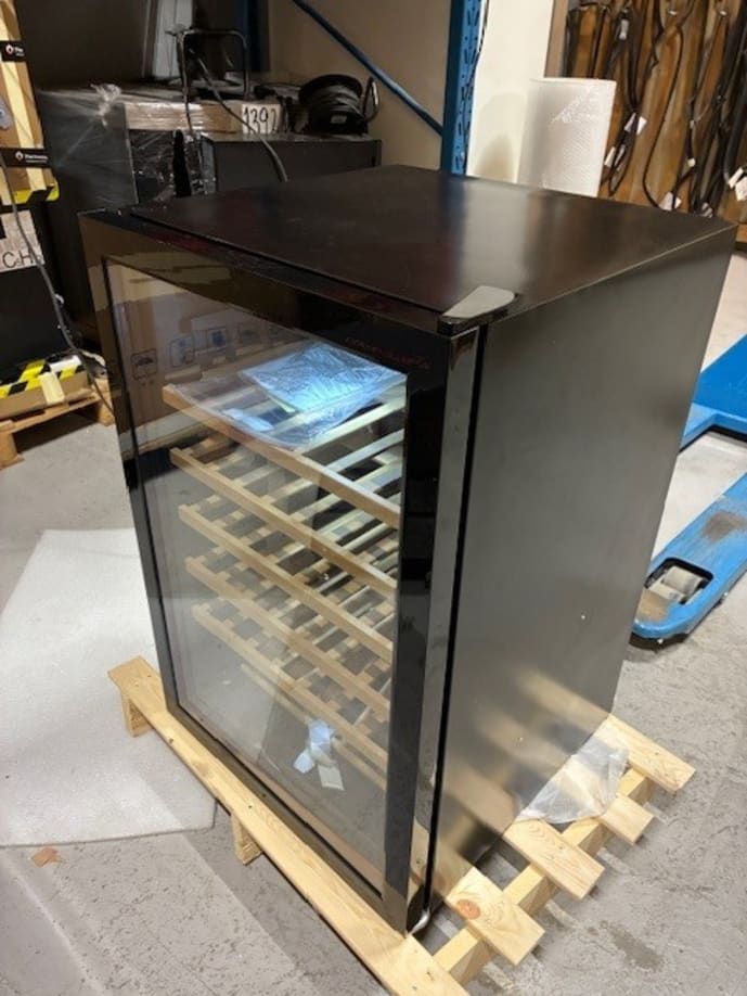 outlet-freistehender-weinkuhlschrank-polar-collection-49