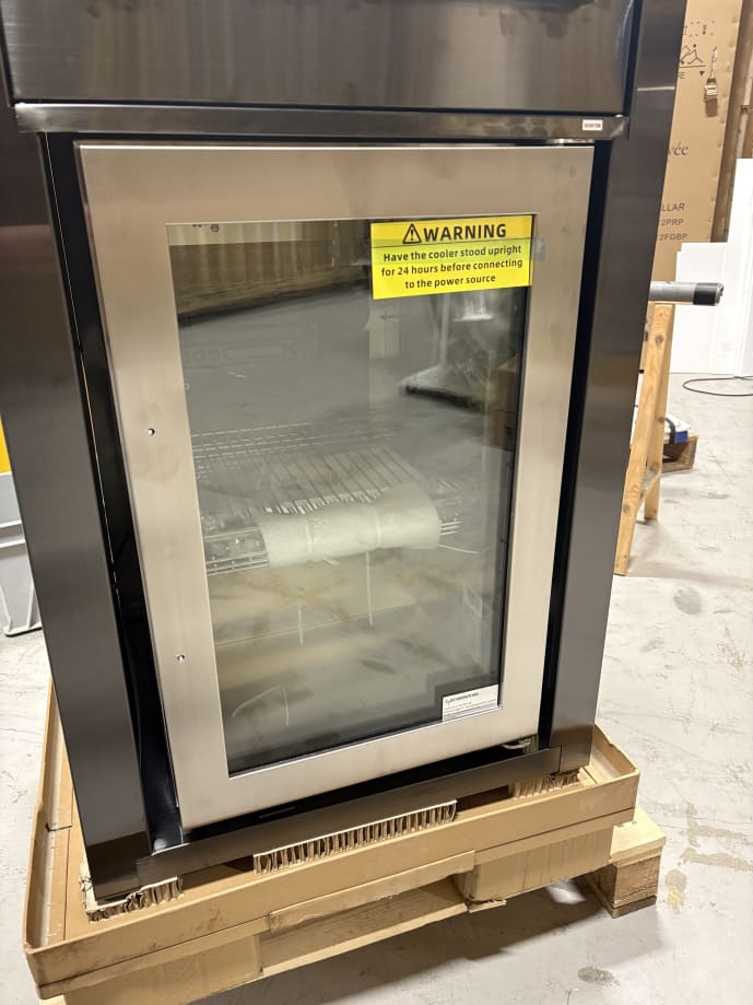 outlet-nordic-line-fritstaende-koleskab-sort