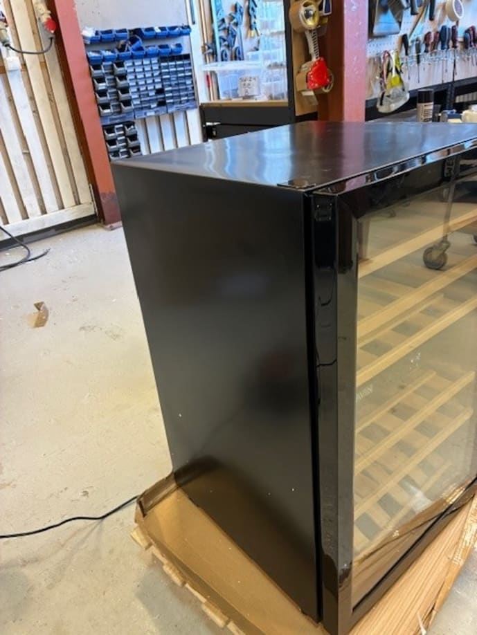 outlet-freistehender-weinkuhlschrank-polar-collection-51