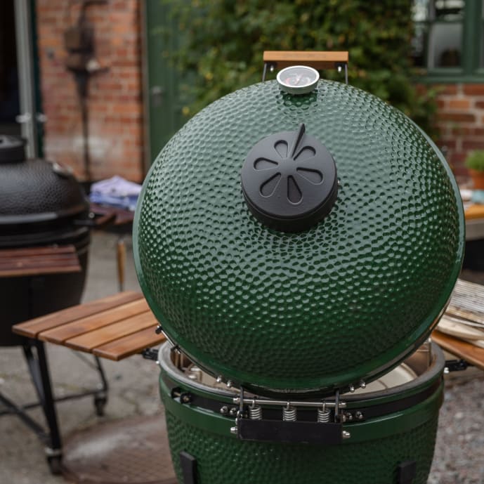 kamado-grill-ceramic-grill-sumo-maxi-green