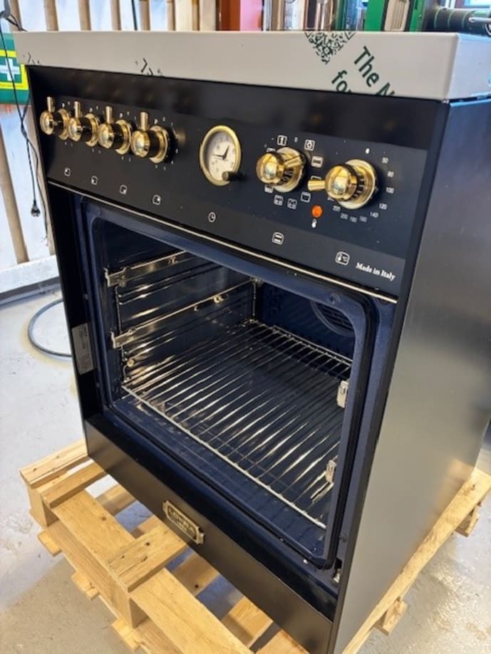 outlet-dolce-vita-induksjonskomfyr-60-cm-1-ovn-svart-messing