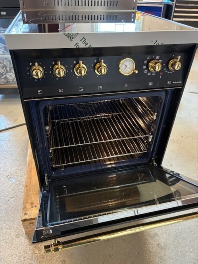 outlet-dolce-vita-induktionskomfur-60-cm-1-ovn-sort-messing