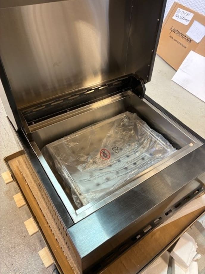 outlet-nordic-line-integreret-kulgrill-sort
