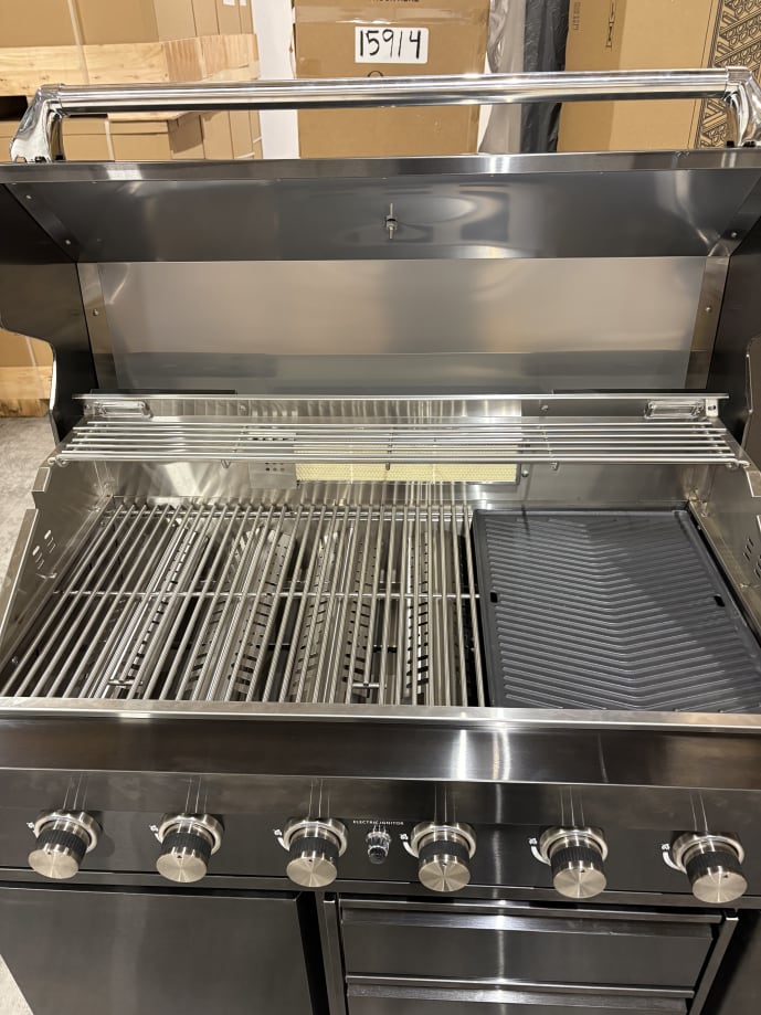 outlet-black-collection-freistehender-gasgrill-mit-6-brennern-und-powersear-zone-infrarot