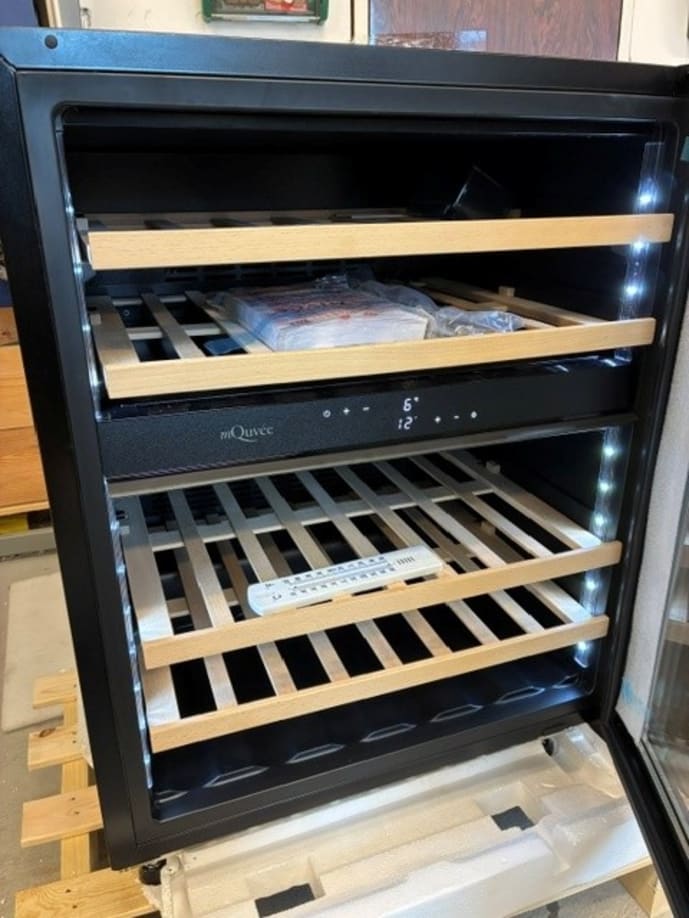 outlet-vinkoleskab-til-indbygning-winecave-700-60d-stainless