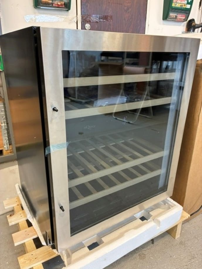outlet-inbyggbar-vinkyl-winecave-700-60d-stainless