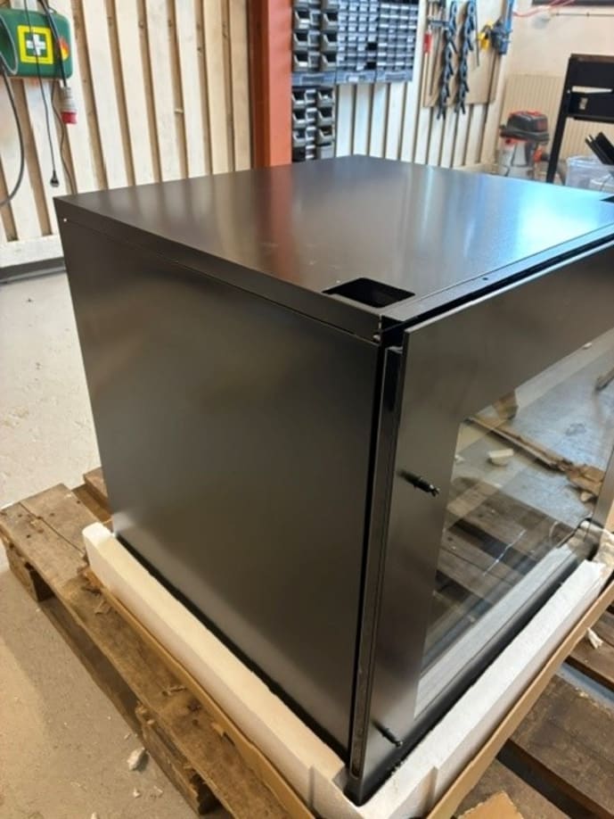 outlet-einbau-weinkuhlschrank-winekeeper-25d-anthracite-black