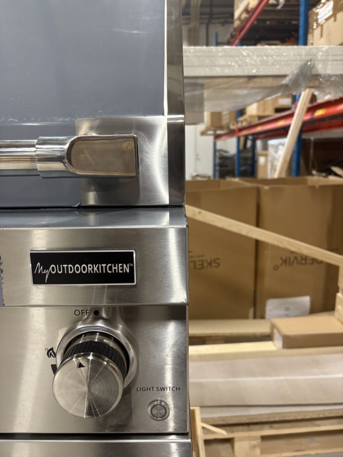 outlet-stainless-collection-fritstaende-gasgrill-med-6-blus-og-infravarme