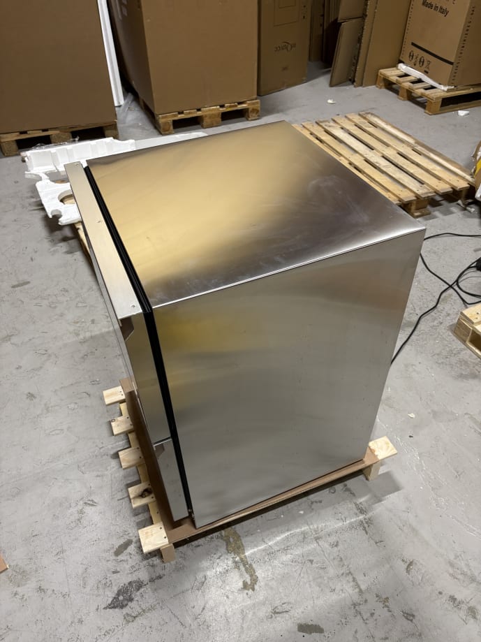 outlet-nnbyggbar-frittstaende-utekjoleskap-outdoor-collection-51d-stainless