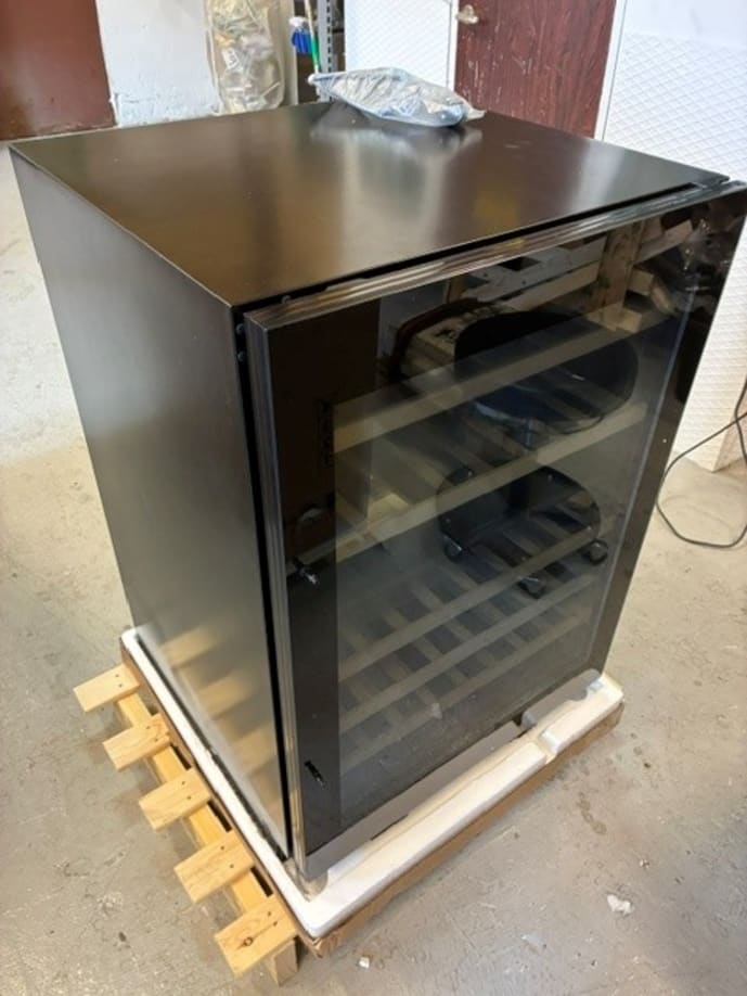 outlet-unterbau-weinkuhlschrank-winecave-800-60d-fullglass-black
