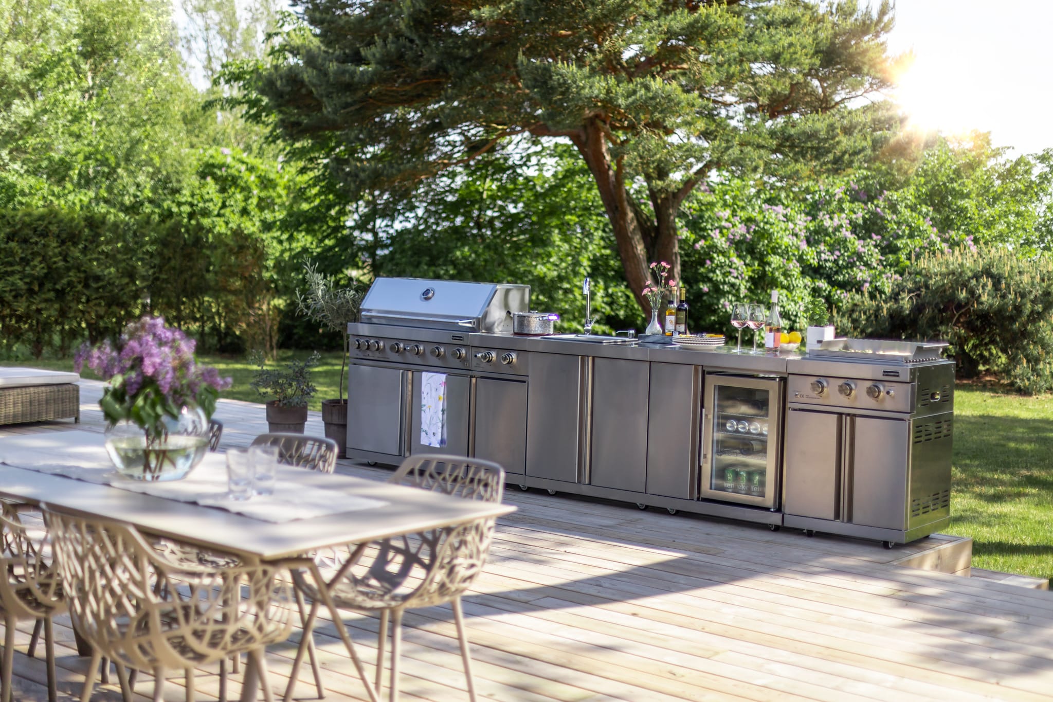 Stainless outdoor kitchen