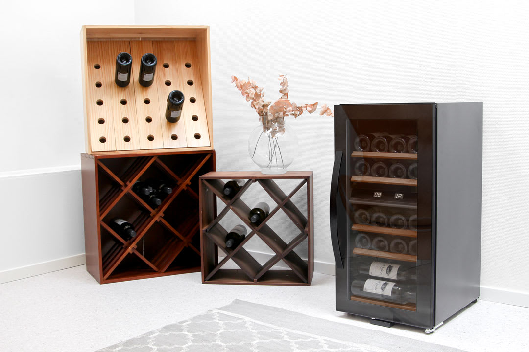 Freistehender Weinkühlschrank - WineExpert 24 Fullglass Black