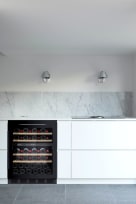 inbyggbar-vinkyl-arctic-collection-60d-fullglass-black