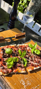 mezzaluna-pizza-cutter-35-cm