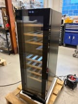 outlet-freistehender-weinkuhlschrank-northern-collection-27-black