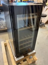 outlet-einbau-weinkuhlschrank-winecave-800-40d-fullglass-black