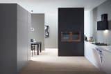 modern-vagghangd-flakt-90-cm-vertikal