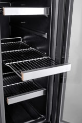 innbyggbar-vin-og-olskap-arctic-collection-60-duo-fullglass-black