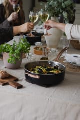 saute-pan-with-lid-28-cm-black