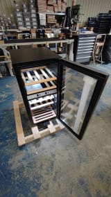 outlet-frittstaende-vinskap-wineexpert-24-stainless