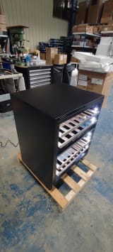 outlet-einbau-weinkuhlschrank-winecave-exclusive-60d-push-pull