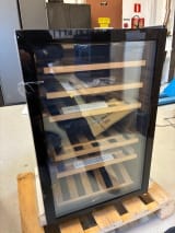 outlet-fritstaende-vinkoleskab-polar-collection-51