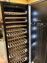 outlet-vinopbevaringsskab-winestore-177-15-hyldeplan-anthracite-black