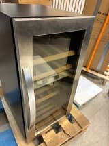 outlet-fritstaende-vinkoleskab-wineexpert-24-stainless