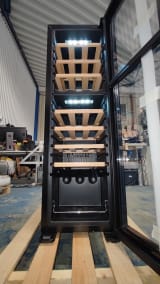 outlet-frittstaende-vinskap-northern-collection-27-black