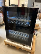 outlet-vinkoleskab-til-indbygning-winecave-60dd-fullglass-black