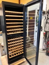 outlet-innbyggbart-vinskap-winecave-187-stainless
