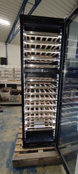 outlet-integrerbart-vinskap-winekeeper-exclusive-112d-push-pull