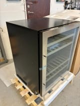 outlet-innbyggbart-vinskap-winecave-700-60d-stainless