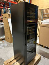 outlet-vinkoleskab-til-indbygning-winecave-187-anthracite-black-label-view
