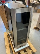 outlet-einbau-bierkuhlschrank-beerserver-30-stainless
