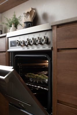 professional-induktionsspis-60-cm-1-ugn-rostfri