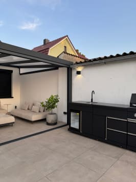 pure-free-standing-outdoor-kitchen-plus-black
