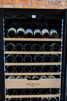 hylle-display-velvet-220