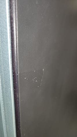 outlet-dolce-vita-koleskabe-sort-messing-90-cm