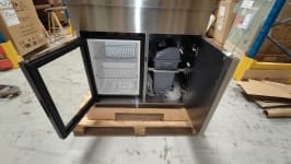 outlet-pure-modul-med-kjoleskap-oppvaskbenk-og-oppbevaringsskap-svart