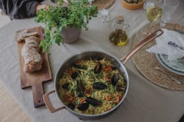 traktorpanne-med-lokk-28-cm-rustfri