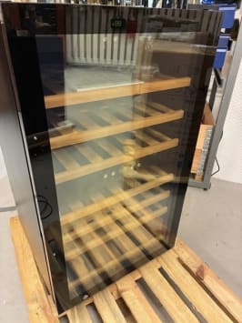 outlet-fritstaende-vinkoleskab-wineexpert-66-fullglass-black