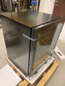 outlet-innbyggbart-vinskap-winecave-700-60s-anthracite-black