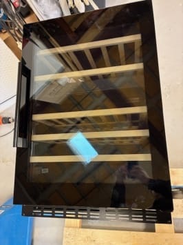 outlet-vinkoleskab-til-indbygning-winecave-800-60d-fullglass-black