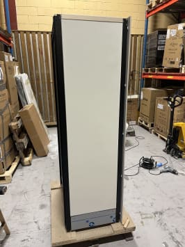 outlet-vinkoleskab-til-indbygning-teca-b-m10-black